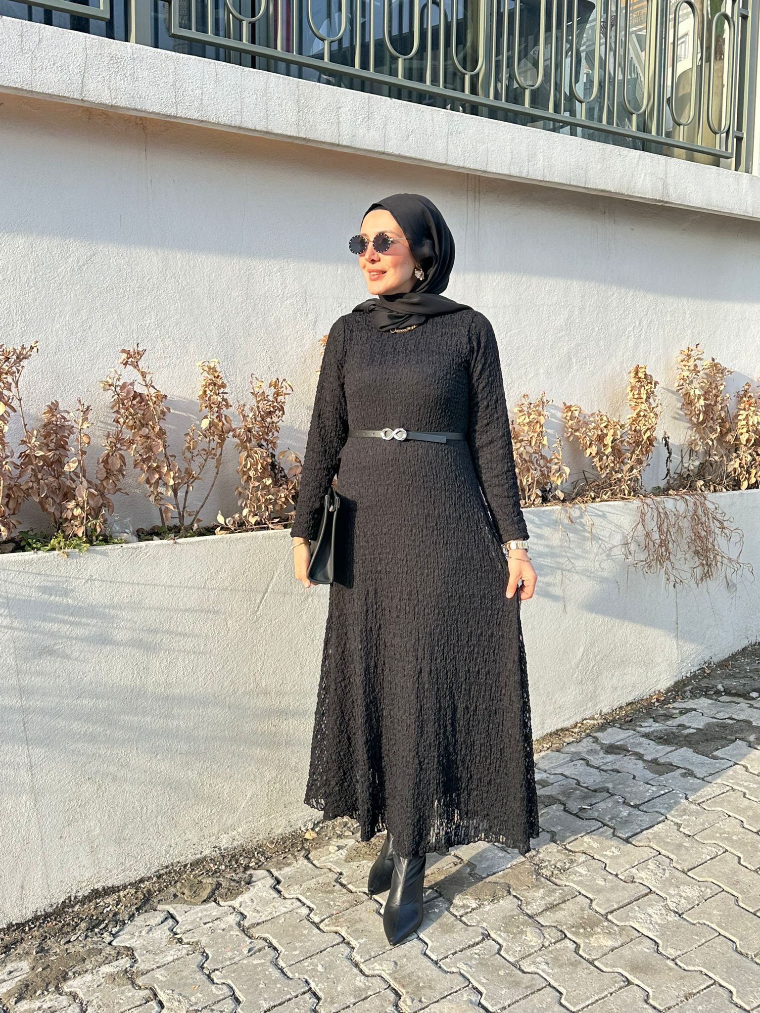 KEMERLİ DANTEL ELBİSE